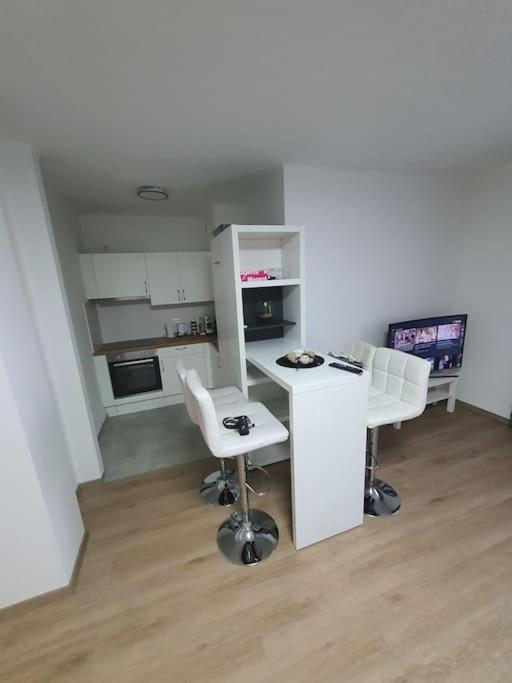 Apartament Sortir *